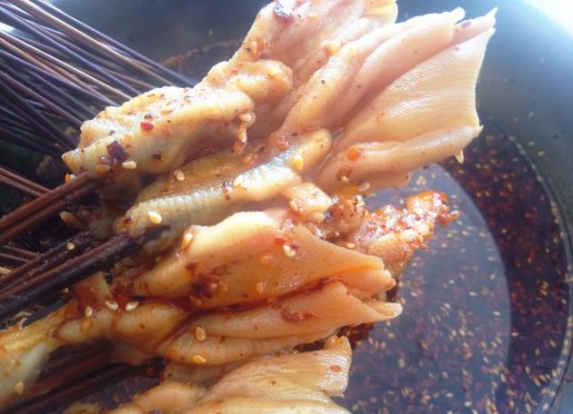 四川特色小吃，看起來很有油吃起來很香