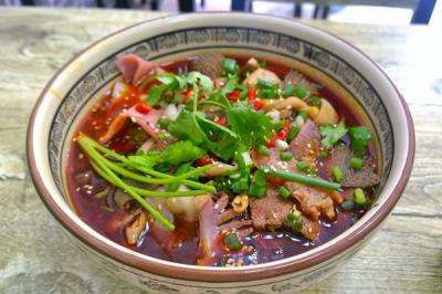 冒菜培訓哪里好？蜀味緣祖?zhèn)髅胤浇】禒I養(yǎng)又美味