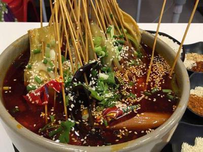 冷鍋串串培訓機構哪家味道好？蜀味緣味道正宗現(xiàn)涮現(xiàn)食