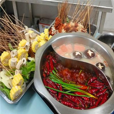 特色串串香技術(shù)培訓中心哪里好？蜀味緣調(diào)湯技巧訓練
