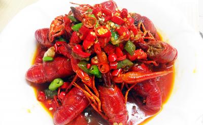 麻辣小龍蝦技術(shù)培訓(xùn)機(jī)構(gòu)在哪里？辣小龍蝦香料鑒別及秘方