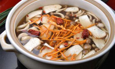 野生菌湯火鍋技術(shù)培訓(xùn)機(jī)構(gòu)哪里好？