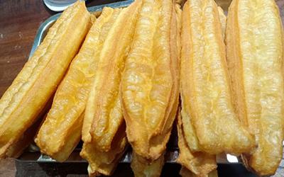 成都學早餐油條技術哪里好？