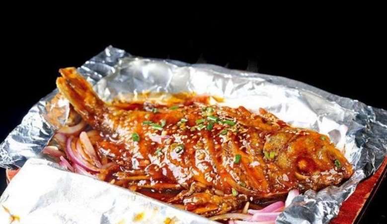 哪里學(xué)烤魚技術(shù)培訓(xùn)好？成都烤魚燒烤培訓(xùn)學(xué)校