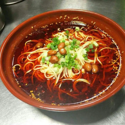 成都面食培訓(xùn)費(fèi)用多少錢？成都面食技術(shù)培訓(xùn)學(xué)校推薦