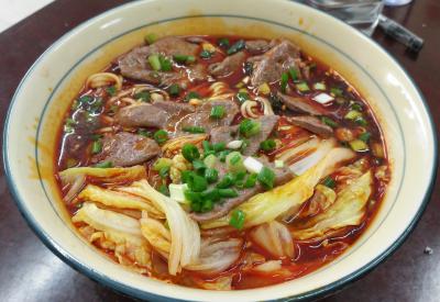 哪有培訓(xùn)面食技術(shù)培訓(xùn)班？面食技術(shù)培訓(xùn)費(fèi)用解析