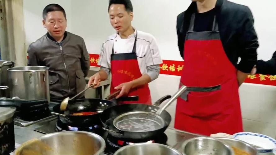 學(xué)各種面食技術(shù)培訓(xùn)哪家好？蜀味緣早餐技術(shù)培訓(xùn)