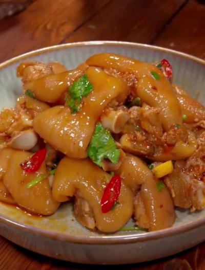 酸辣豬蹄技術(shù)培訓(xùn)班在哪里學(xué)？酸辣豬蹄技術(shù)培訓(xùn)在哪里有？